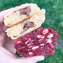 Red Velvet Cookie