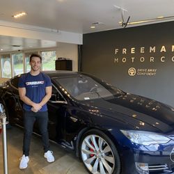 Freeman Motor Portland Showroom