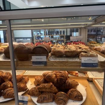 Paris Baguette - Bakeries Near Me - Phoenix, Arizona