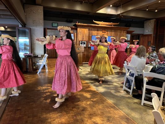 Outrigger Canoe Club by null