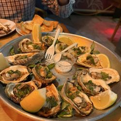 GiAu Bar n Bites - Grilled oysters