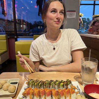 Domo Sushi - Forbidden and green dragon - Sushi Bars Near Me - St. Charles, Illinois