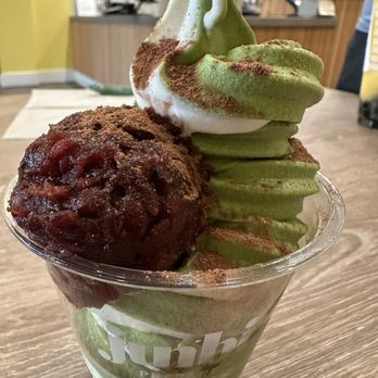 Junbi Matcha & Tea - Irvine - Matcha and vanilla swirl - Bubble Tea Near Me - Irvine, California Junbi Matcha & Tea - Irvine - Matcha and vanilla swirl - Bubble Tea Near Me - Irvine, California