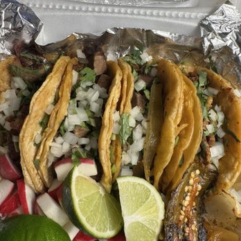 Los Hidalguese - Mexican Near Me - Champaign, Illinois