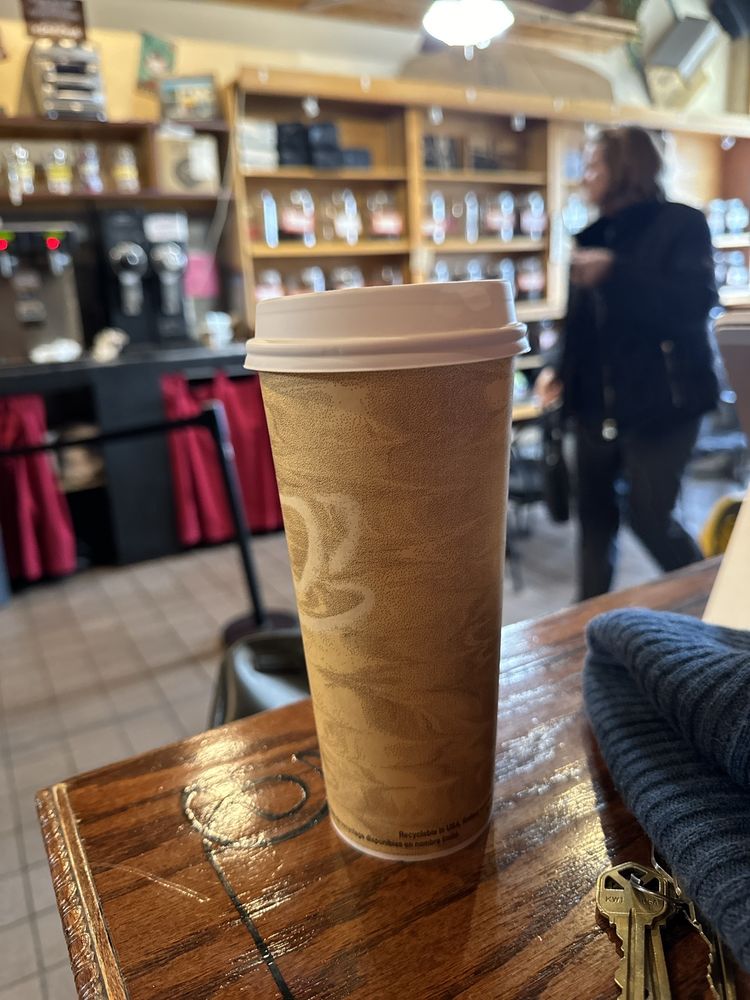The Coffee Nut Cafe Logo