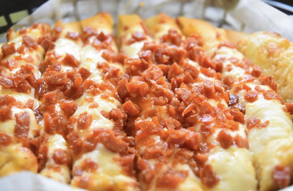 CENARIO’S PIZZA OF VALLEJO Updated July 2024 10 Photos 2305