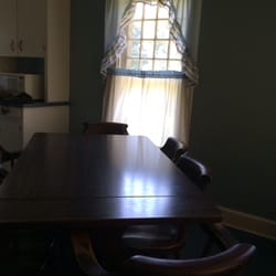 Maple Springs Lake Side Inn Bed and Breakfast - Dinning room