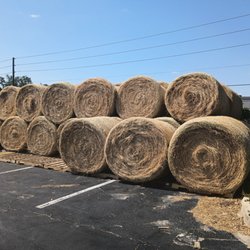 Tractor Supply - Hay bales!