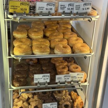 Colonial Donuts - Donuts Near Me - Oakland, California Colonial Donuts - Donuts Near Me - Oakland, California