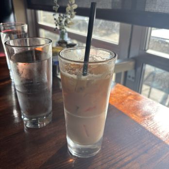 Moonshine 152 - New American Near Me - Boston, Massachusetts