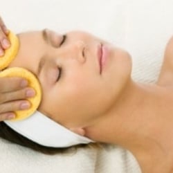 Relaxing Facials