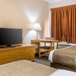Rodeway Inn & Suites