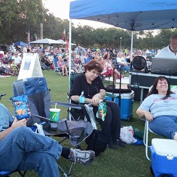 Holiday Park - Dog Parks Near Me - Fort Lauderdale, Florida