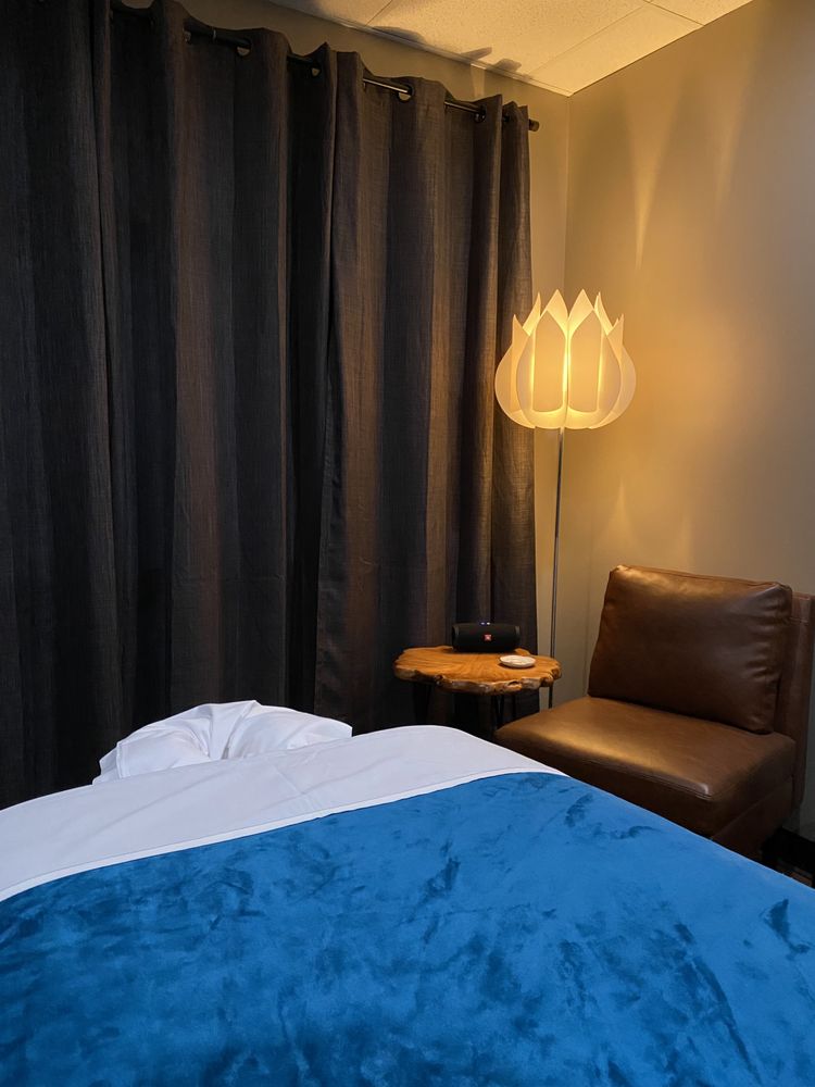 Ritual Therapeutics Massage & Bodywork Logo