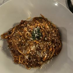 La Dolce Vita - Spaghetti with lamb ragu