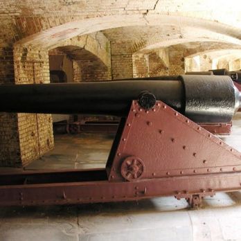 Fort Sumter National Monument - Another larger cannon - Landmarks & Historical Buildings Near Me Fort Sumter National Monument - Another larger cannon - Landmarks & Historical Buildings Near Me