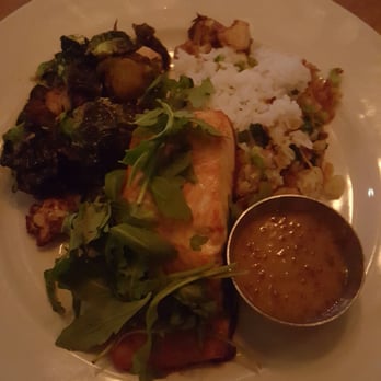 Earls Kitchen + Bar - Tonight's feature salmon, Brussels sprouts, cauliflower and rice. Very good - New American Near Me - Somerville, Massachusetts