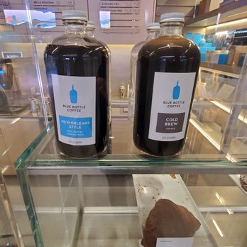 Blue Bottle Coffee - Moynihan Train Hall - Coffee & Tea Near Me - New York, New York Blue Bottle Coffee - Moynihan Train Hall - Coffee & Tea Near Me - New York, New York
