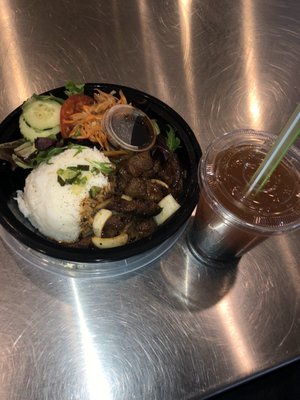 O Mi Ga Vietnamese Kitchen by null