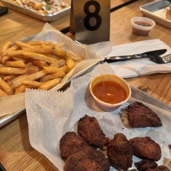 Night Owl Diner - Chicken chunks and fries. - Diners Near Me - Toledo, Ohio