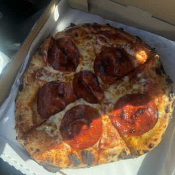 Crust Artisan Bakery - 10'' Pepperoni Pizza - Bakeries Near Me - Burbank, California