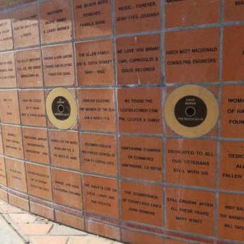 Beach Boys Landmark - Thanks for the music! - Landmarks & Historical Buildings Near Me - Hawthorne, California