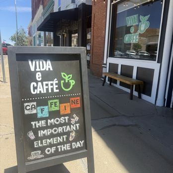 Vida e Caffé - Outside - Coffee & Tea Near Me - Globe, Arizona
