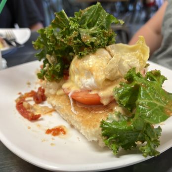 Biscuit Head - Cafes Near Me - Asheville, North Carolina Biscuit Head - Cafes Near Me - Asheville, North Carolina