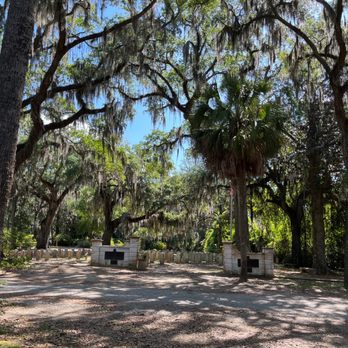 Bonaventure Cemetery - Military graves - Funeral Services & Cemeteries Near Me - Savannah, Georgia