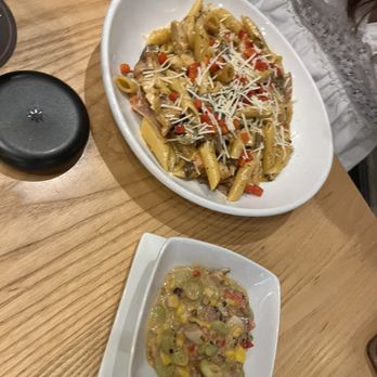 Sedona Taphouse - Devil's Pass, STH Bacon Succotash - Beer Bar Near Me - Glen Allen, Virginia