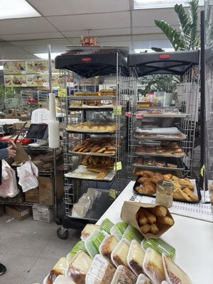 Vinh Xuong Bakery by null