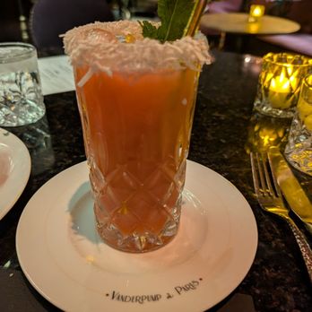 Vanderpump A Paris - Flora bora cocktail - French Near Me - Las Vegas, Nevada