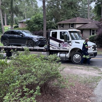 All Around Logistics and Towing - Had great response and tire change out by Dan the Man!!! June 2025... from call to finish under 90 mins. Brava! - Towing Near Me All Around Logistics and Towing - Had great response and tire change out by Dan the Man!!! June 2025... from call to finish under 90 mins. Brava! - Towing Near Me