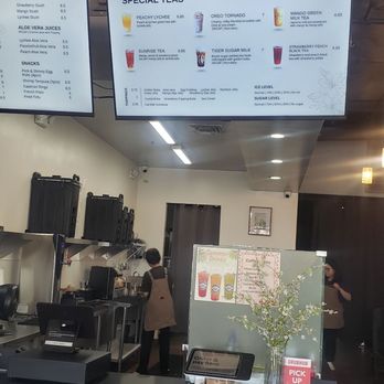 Bloom & Brew - Coffee & Tea Near Me - Orange, California Bloom & Brew - Coffee & Tea Near Me - Orange, California