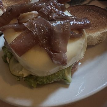 Liar Liar - Burger - Wine Bars Near Me - Brooklyn, New York