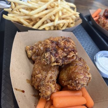 Basak Chicken - Chicken tenders with sweet chili sauce - Chicken Wings Near Me - Sparks, Nevada Basak Chicken - Chicken tenders with sweet chili sauce - Chicken Wings Near Me - Sparks, Nevada