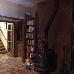 Peaceful Oaks Bed Breakfast and Barn