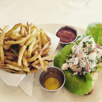 Perla's - Their famous lobster roll - Seafood Near Me - Austin, Texas Perla's - Their famous lobster roll - Seafood Near Me - Austin, Texas
