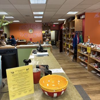 Pottery Hollow - Art Schools Near Me - Saint Louis, Missouri Pottery Hollow - Art Schools Near Me - Saint Louis, Missouri