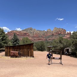 Various outbuildings with beautiful view. Various outbuildings with beautiful view.