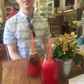 Marthys' Kitchen - Cafes Near Me - Prague, Puerto Rico