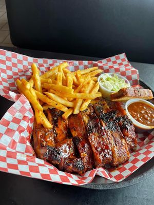 Big Bone BBQ & Wicked Wings- Oakville by null