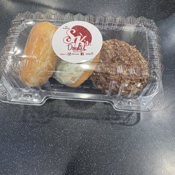 SK Donuts & Croissant - Donuts Near Me - Los Angeles, California SK Donuts & Croissant - Donuts Near Me - Los Angeles, California