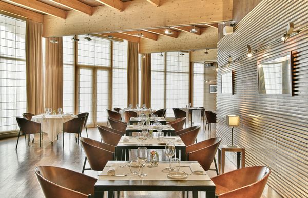 Hotel NH Collection Palacio de Burgos by null