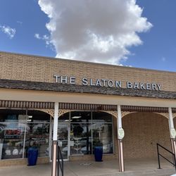 The Slaton Bakery - Come on in!