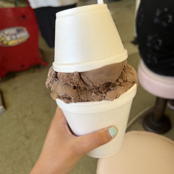 Superior Dairy - Ice Cream & Frozen Yogurt Near Me - Hanford, California Superior Dairy - Ice Cream & Frozen Yogurt Near Me - Hanford, California