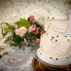 El Encanto Banquet & Event Center - Wedding cake