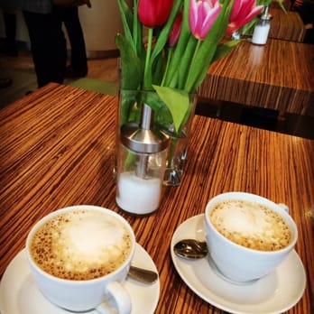 Swedish Cream - Hauskaffee - Cafes Near Me - Hamburg, HH Swedish Cream - Hauskaffee - Cafes Near Me - Hamburg, HH