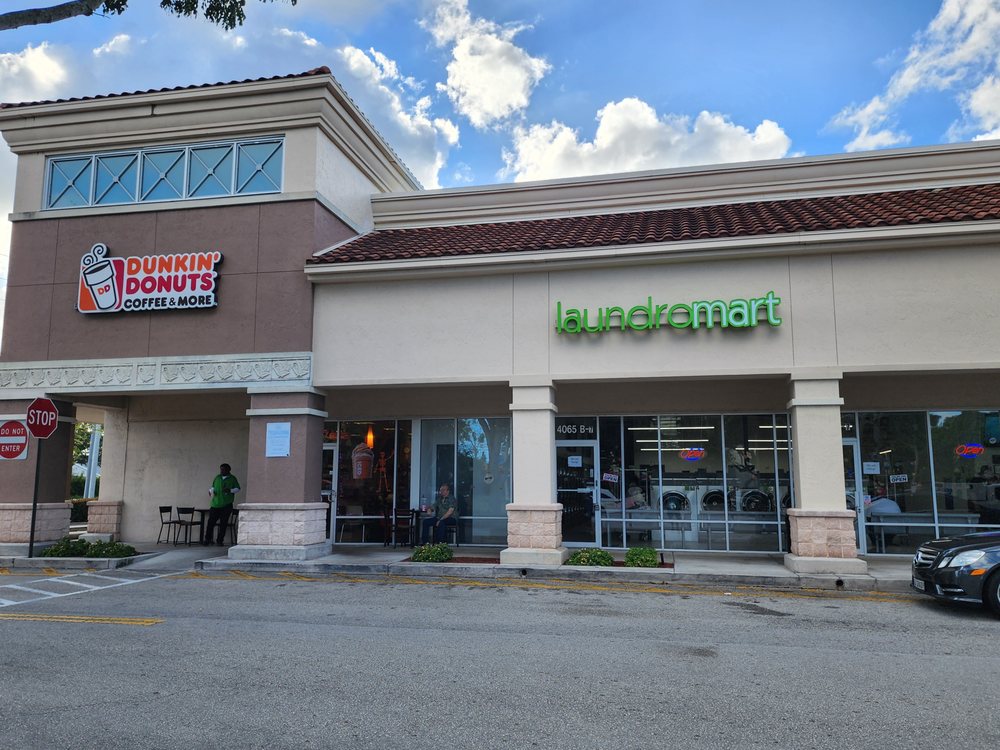 PARADISE LAUNDROMAT Updated May 2024 Request a Quote 4065 N