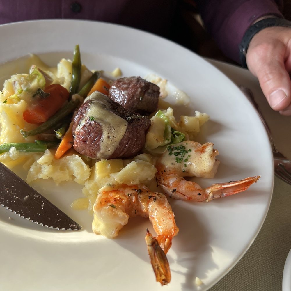 The Oyster Bar - Steak and prawns - Seafood Near Me - Bow, Washington The Oyster Bar - Steak and prawns - Seafood Near Me - Bow, Washington